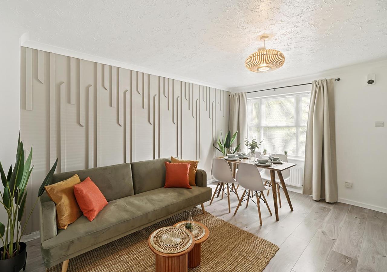 East London House Near Tube With Parking Villa Exterior photo